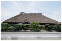 20160811_茅葺屋根.jpg